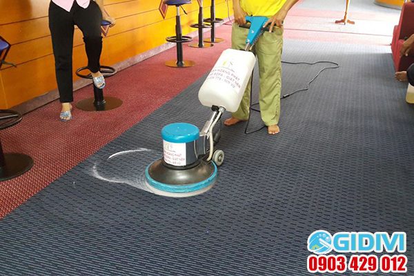 Dịch vụ giặt thảm văn phòng ở tphcm - GiDiVi