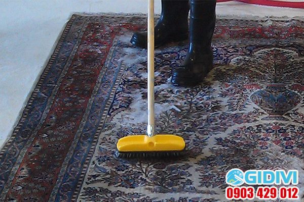 Dịch vụ giặt thảm văn phòng ở tphcm - GiDiVi
