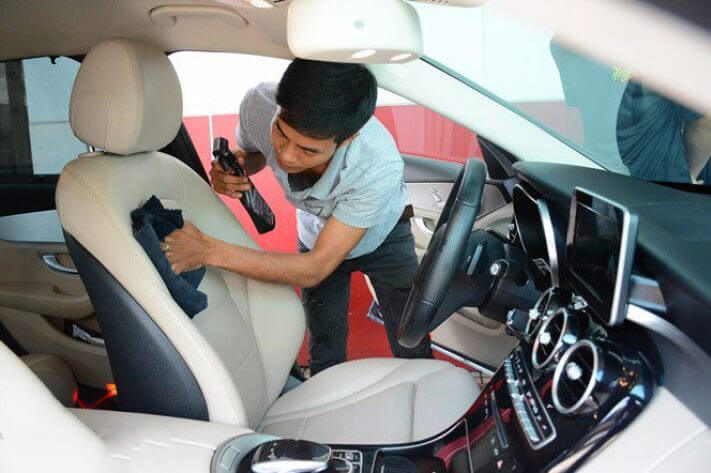 Bí quyết giữ ghế ô tô luôn bền đẹp như mới (3)