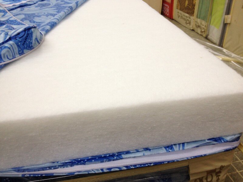 Cách giặt nệm, khử mùi và bảo quản đệm bông ép