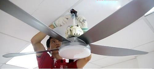 Hướng dẫn cách vệ sinh quạt trần đơn giản hiệu quả (1)