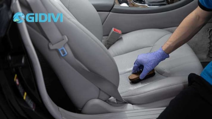 Dịch vụ vệ sinh ghế xe hơi uy tín TPHCM