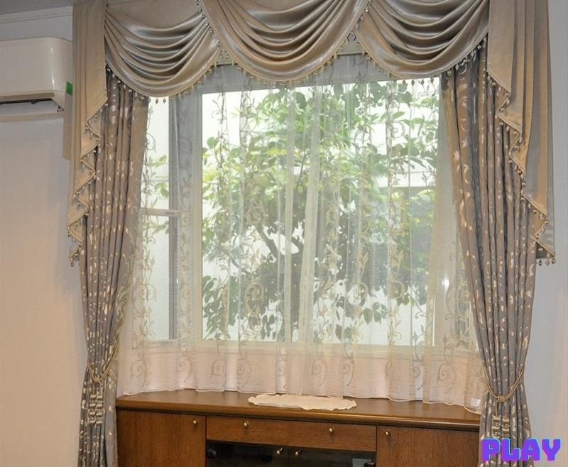 top-nhung-loai-rem-cua-ban-chay-tren-thi-truong