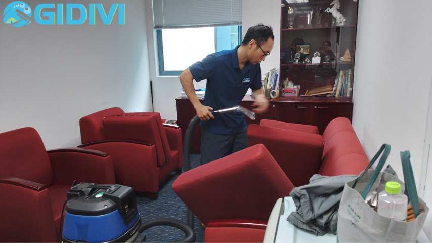 Dịch vụ giặt ghế sofa quận 4