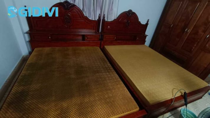 Phục hồi vệ sinh nệm cao su bị chai đen