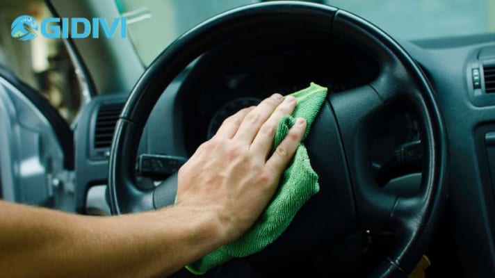 Dịch vụ vệ sinh nội thất ô tô quận 3