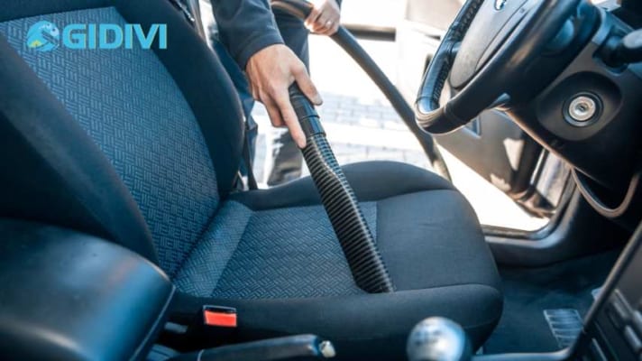 Vệ sinh nội thất ô tô quận 11